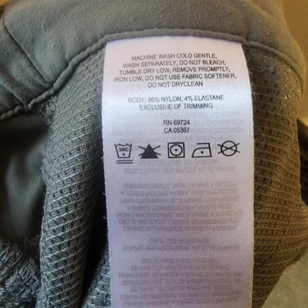 Columbia Women's Gray Shorts - Picture 7 of 11